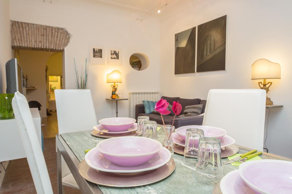 Apartment Purple Wisteria Rome